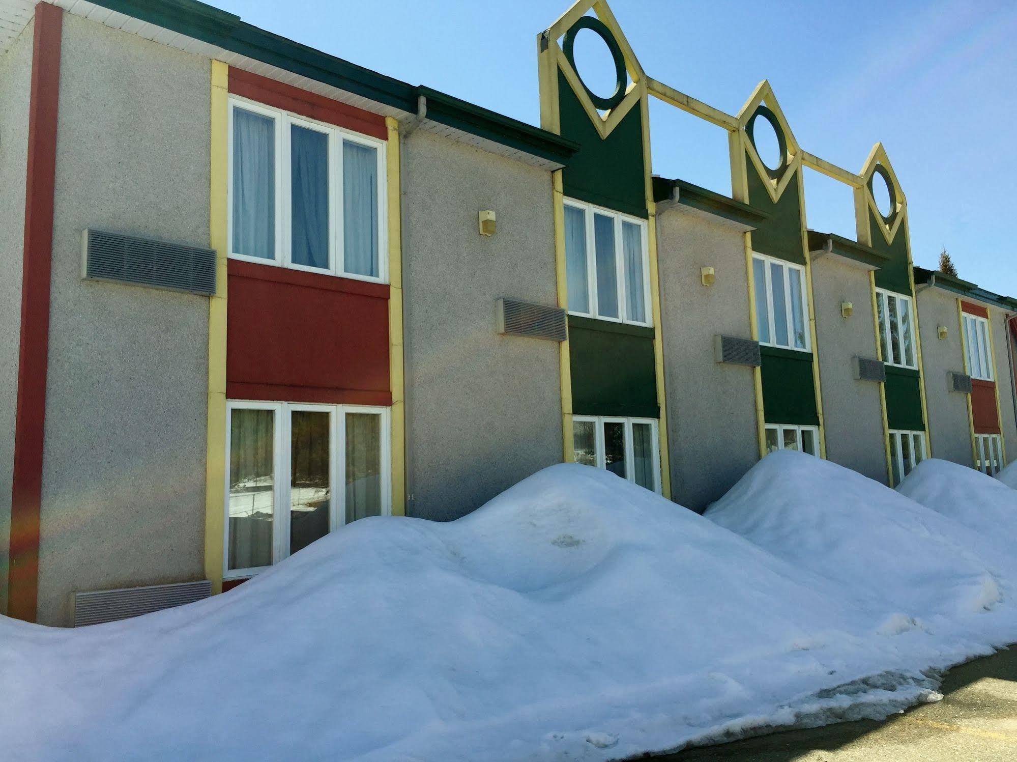 Motel St Come Saint Come Exteriör bild